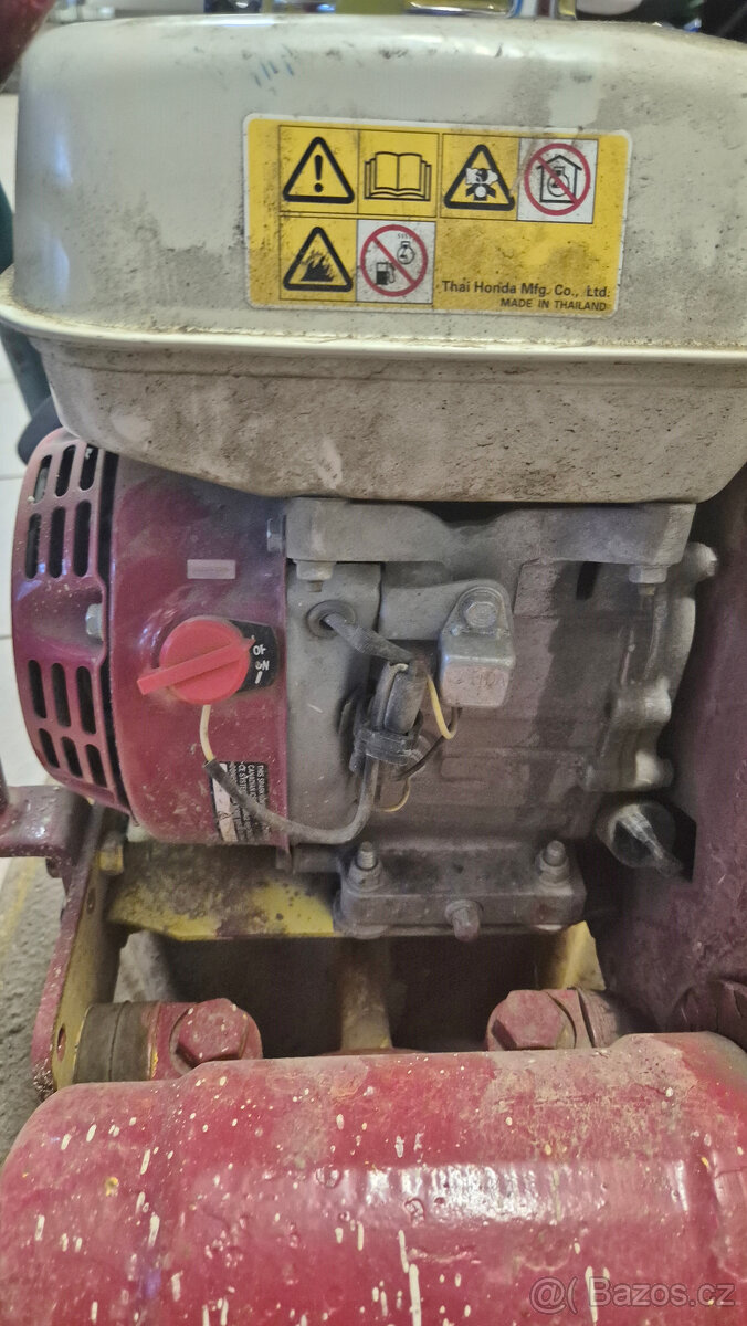 Vibrační deska AVP 1240 Ammann - 6