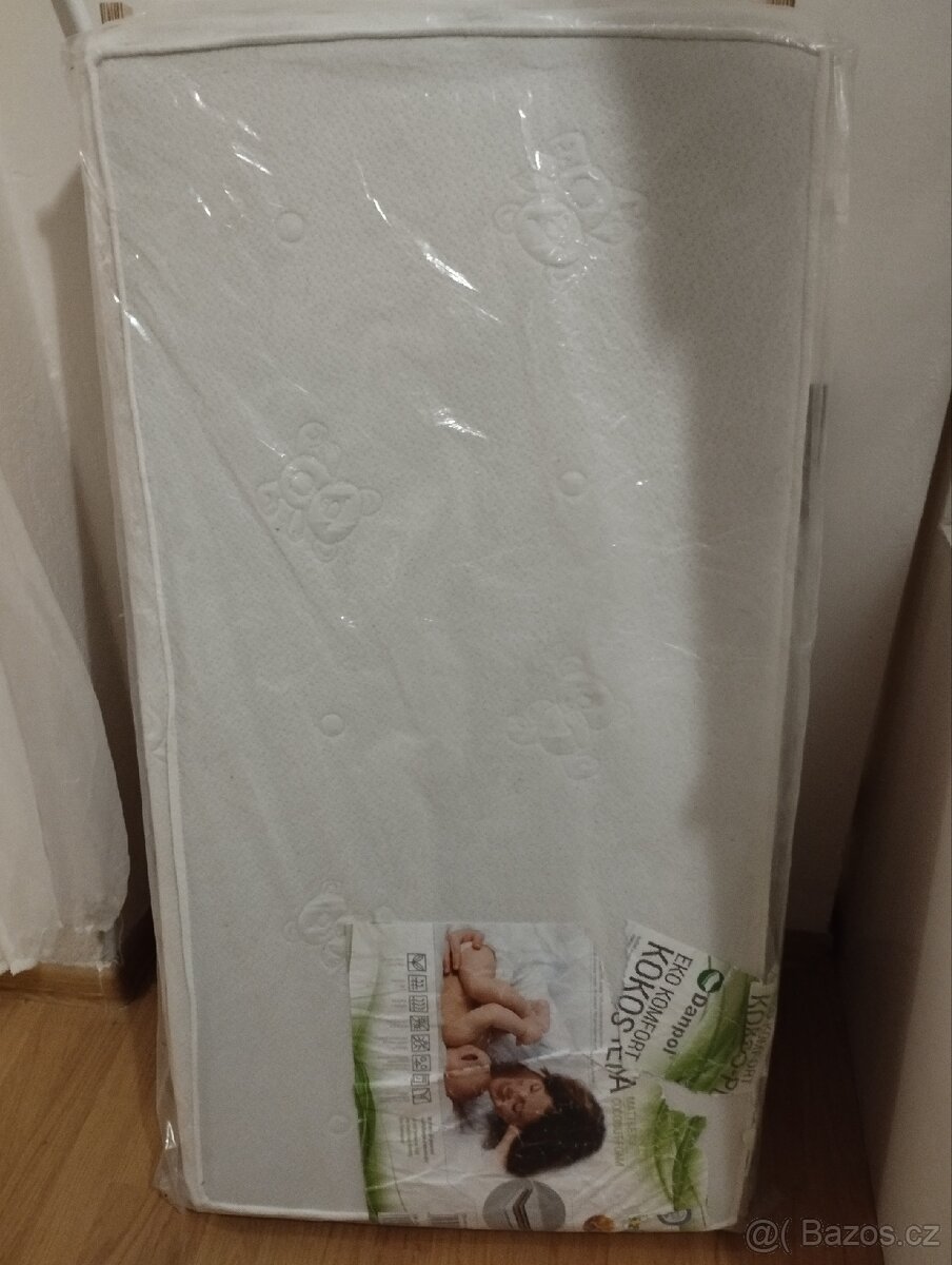 Dětská postýlka + komoda + doplňky - 6