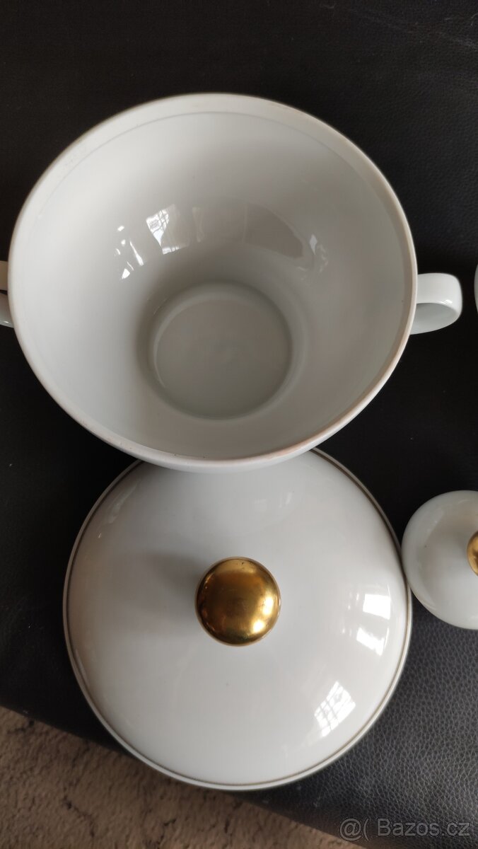 Mísa polévková 1,5 lt + konvice 1,2 lt + konvička - 6