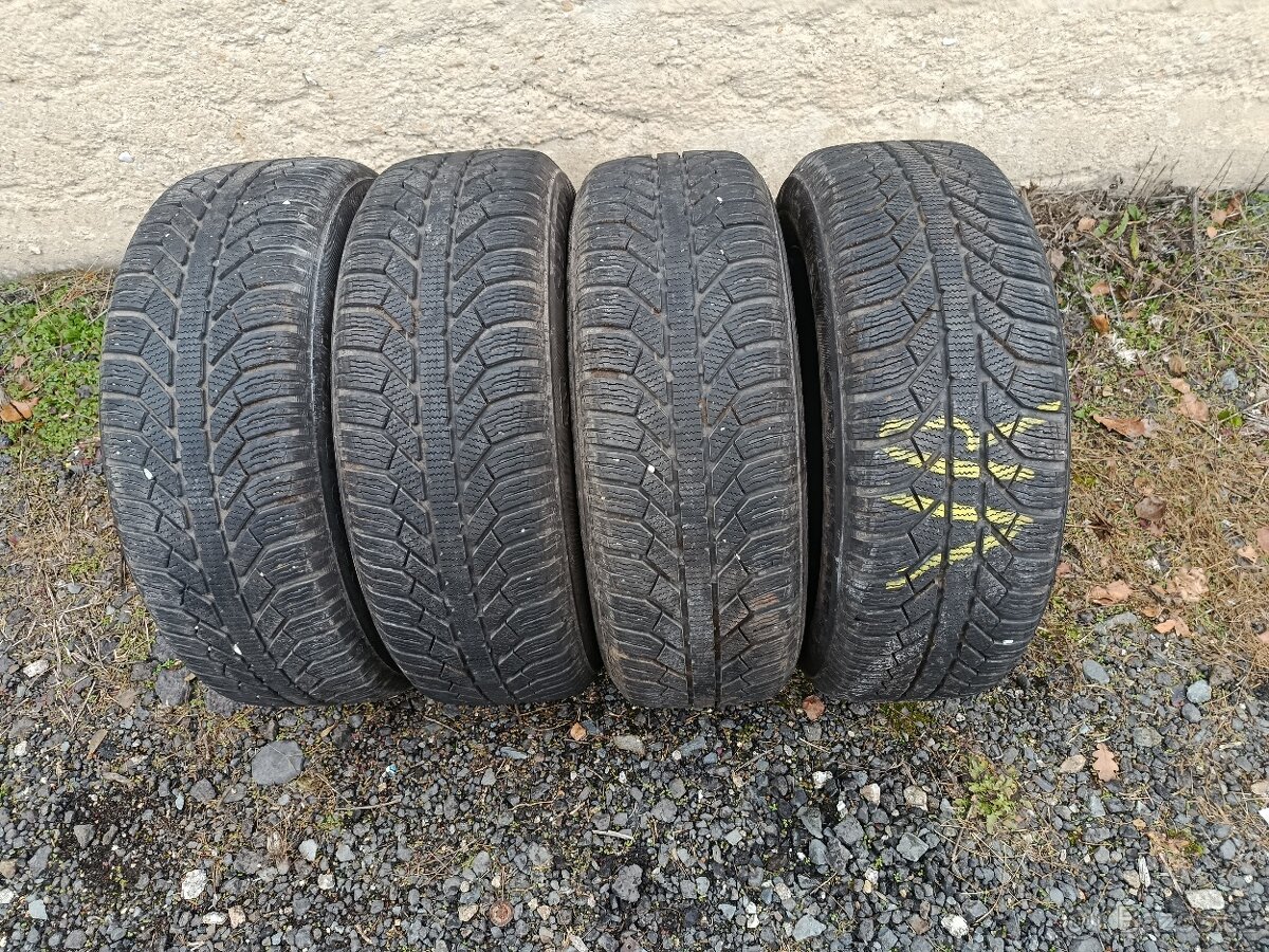 Zimní 205/60/16 Ford - 6