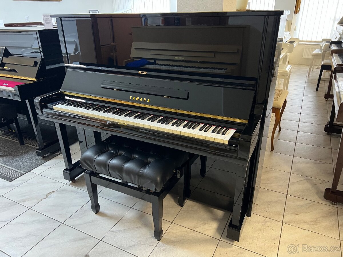 Koncertní pianino Yamaha U3 se zárukou 5 let, doprava - 6