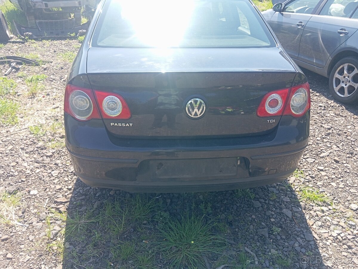 Náhradní díly na VW Passat B6 - 6