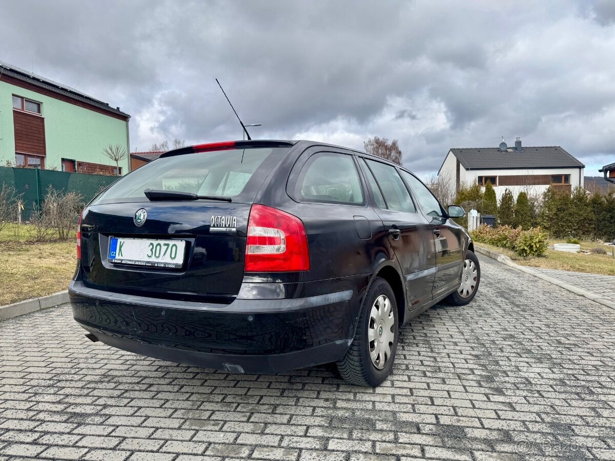 Škoda Octavia II kombi 1.6 benzin - 6