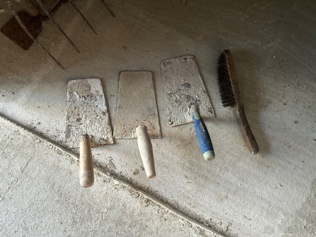 Staré nářadí mix - 6