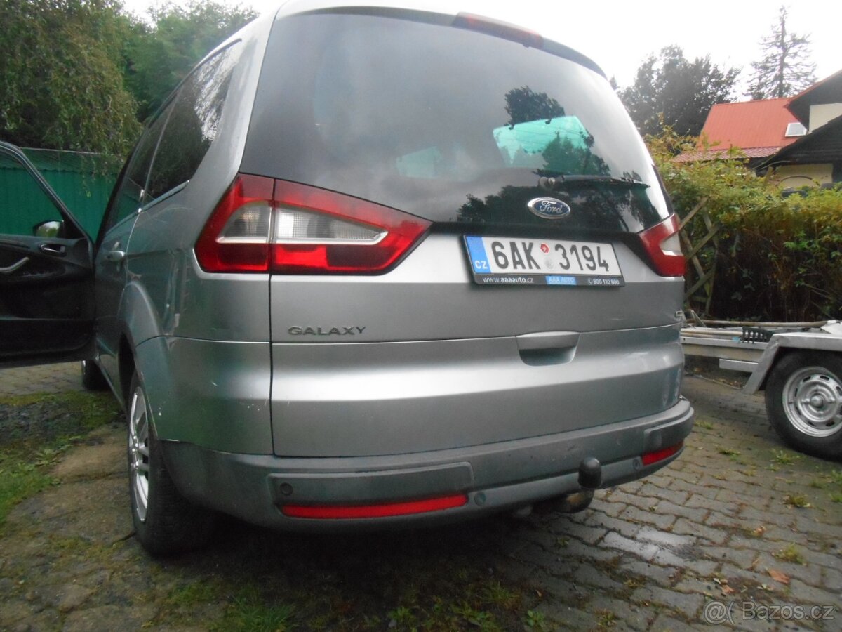 ford galaxy 7 mist rok 2008 obsah 1,8 92kw najezd 320tis - 6