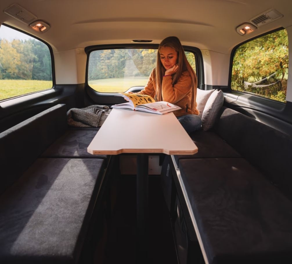 Vestavba do dodávky VISU MOIE - 6