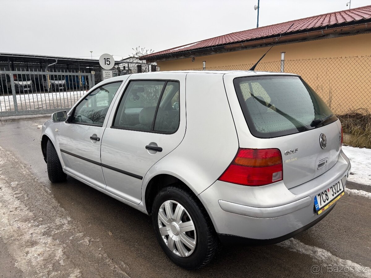 Volkswagen Golf 1.9TDI - 6