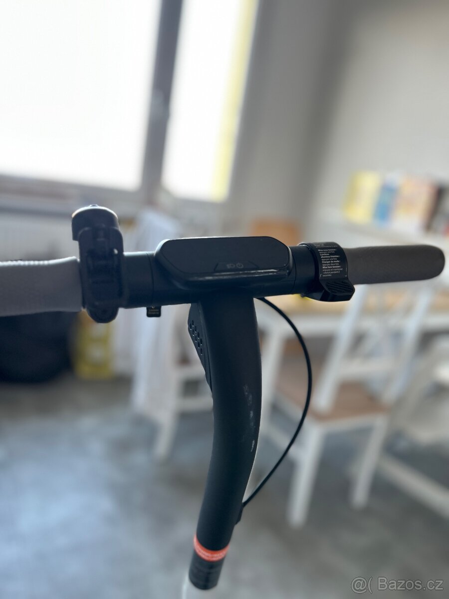 Ninebot KickScooter elektrokoloběžka - 6