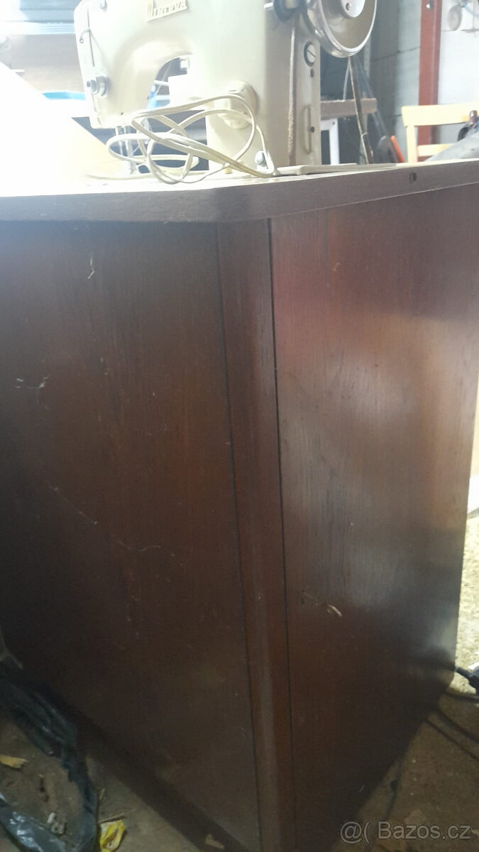 šicí stroj, židle, sedítko - 6