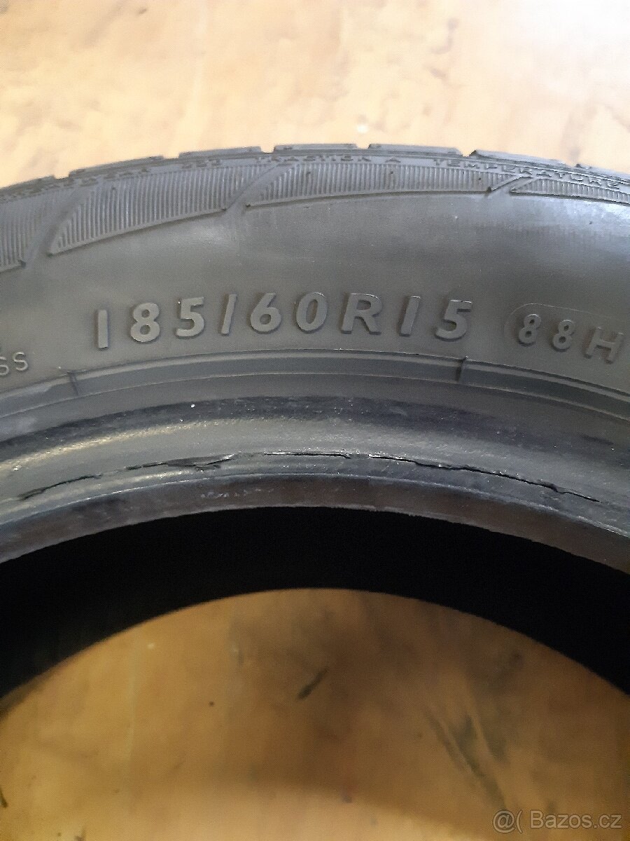 Celoroční 185/60/15 - 6