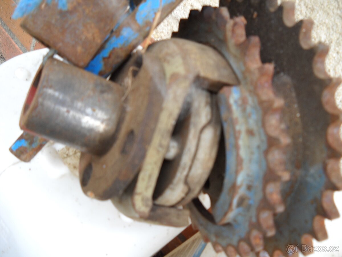 E 512-517 boční plechy žací lišty - 6