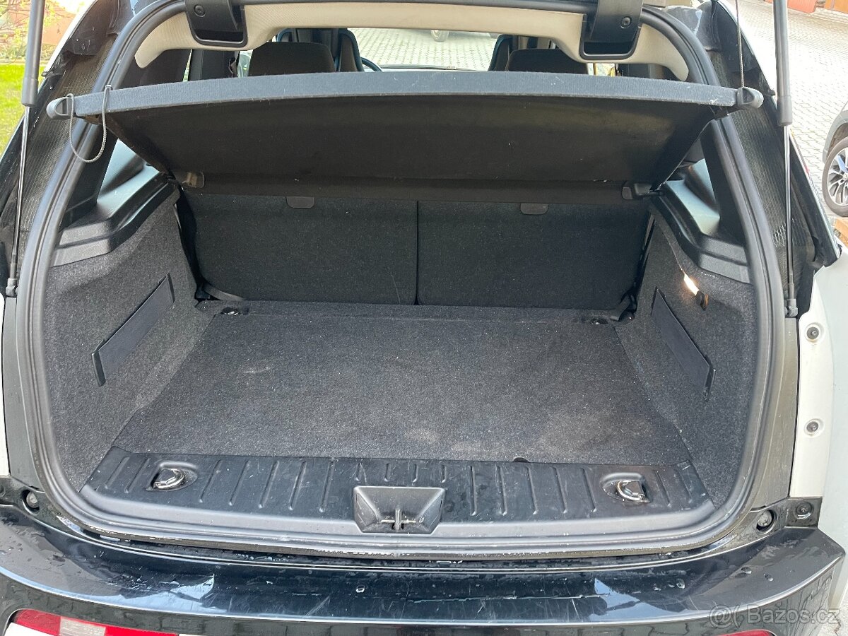 Prodám BMW i3, 125 KW LED NAVI Nová STK - 6