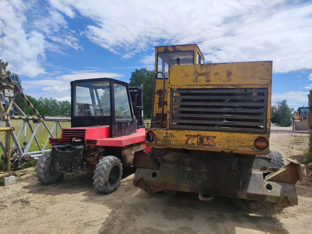 Kolový bagr DH 113 - 6