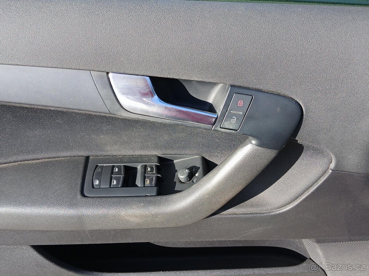 Audi A3 2.0 TDi , 103 kW nafta, 2009 - 6