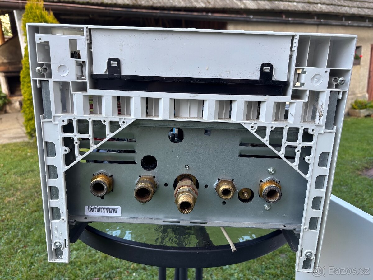 Plynový kotel Viessmann Vitopend 100 W - 6