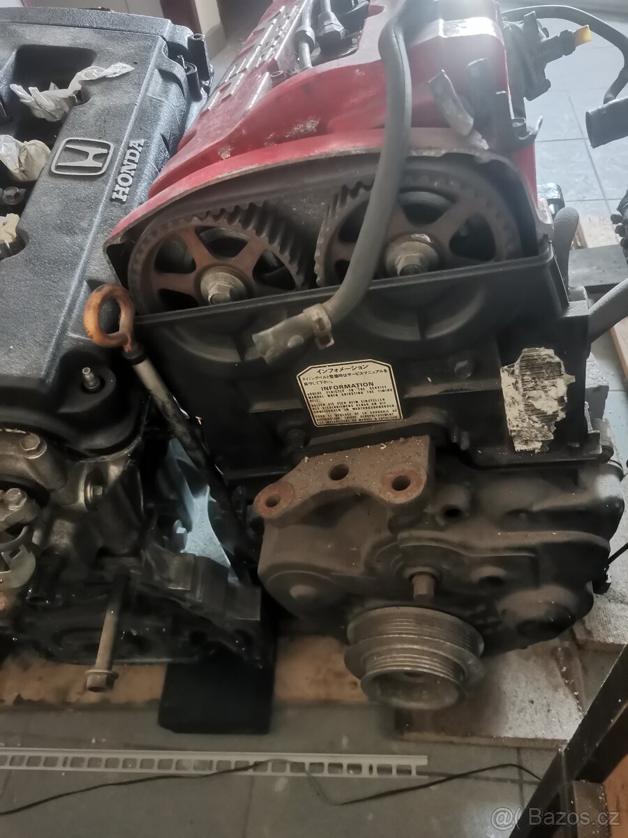 Motor H22A2, H22A - 6