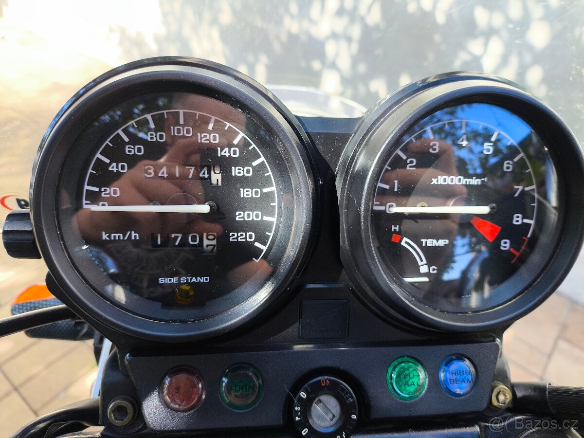 Honda NTV Revere 650 - 6