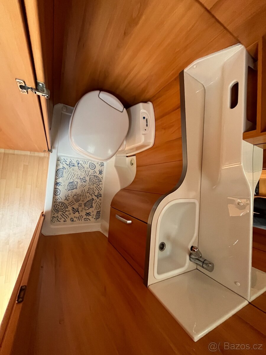 Karavan Wilk 520, předstan Isabella, 2009 - 6