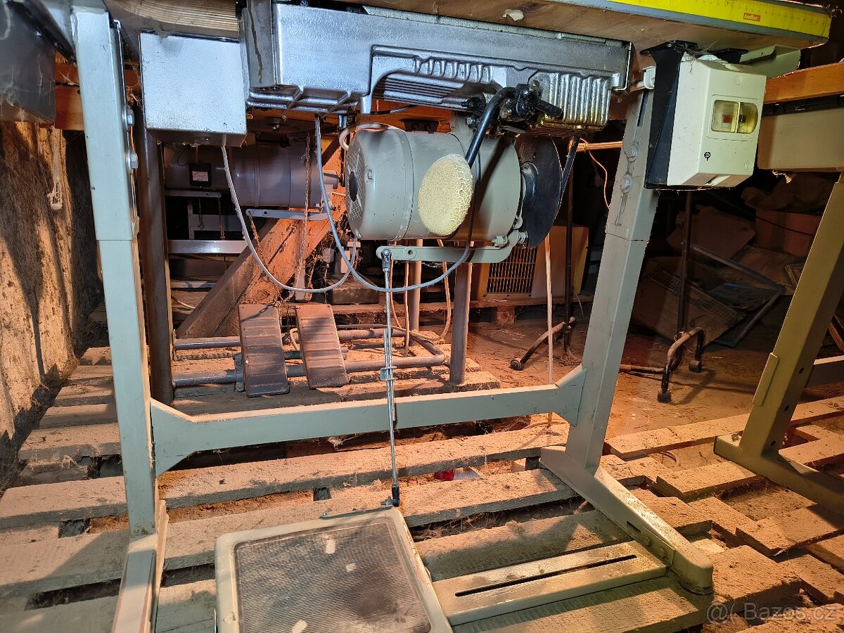 Průmyslový šicí stroj Singer 791D100A - 6