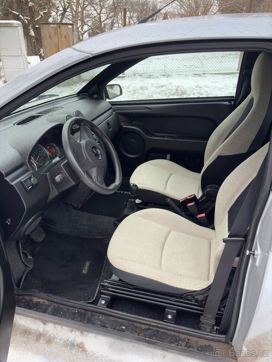 Aixam E-City - 6