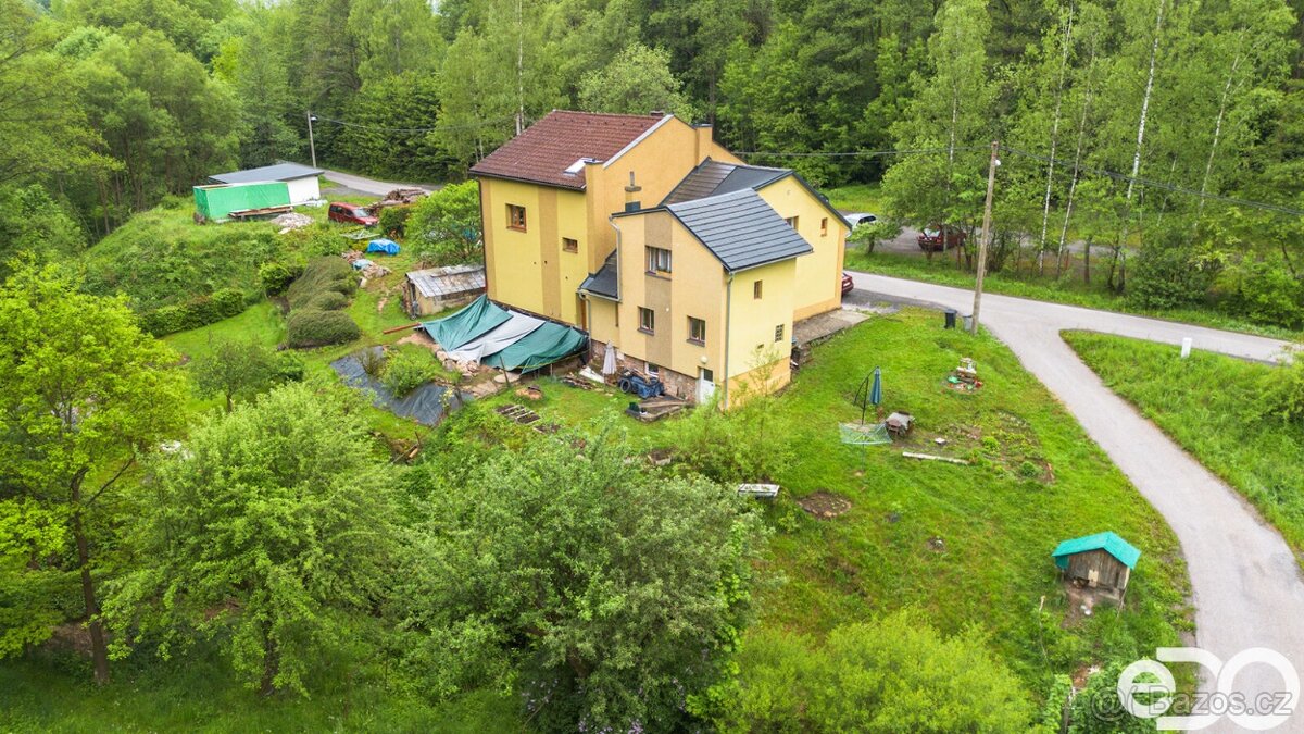 Prodej rodinného domu 5+2 v Semilech - 6