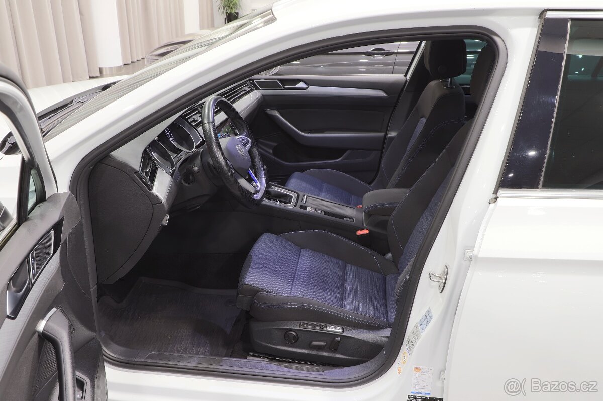 VW Passat B8 GTE Variant 1.4TSI 160kW DSG - záruka Autodraft - 6