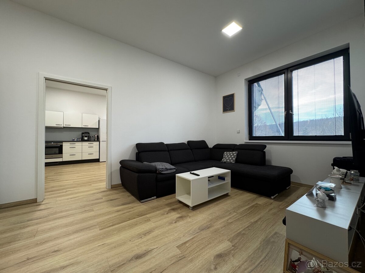 Pronájem moderního bytu 3+kk, Slušovice, ul. Dostihová. - 6