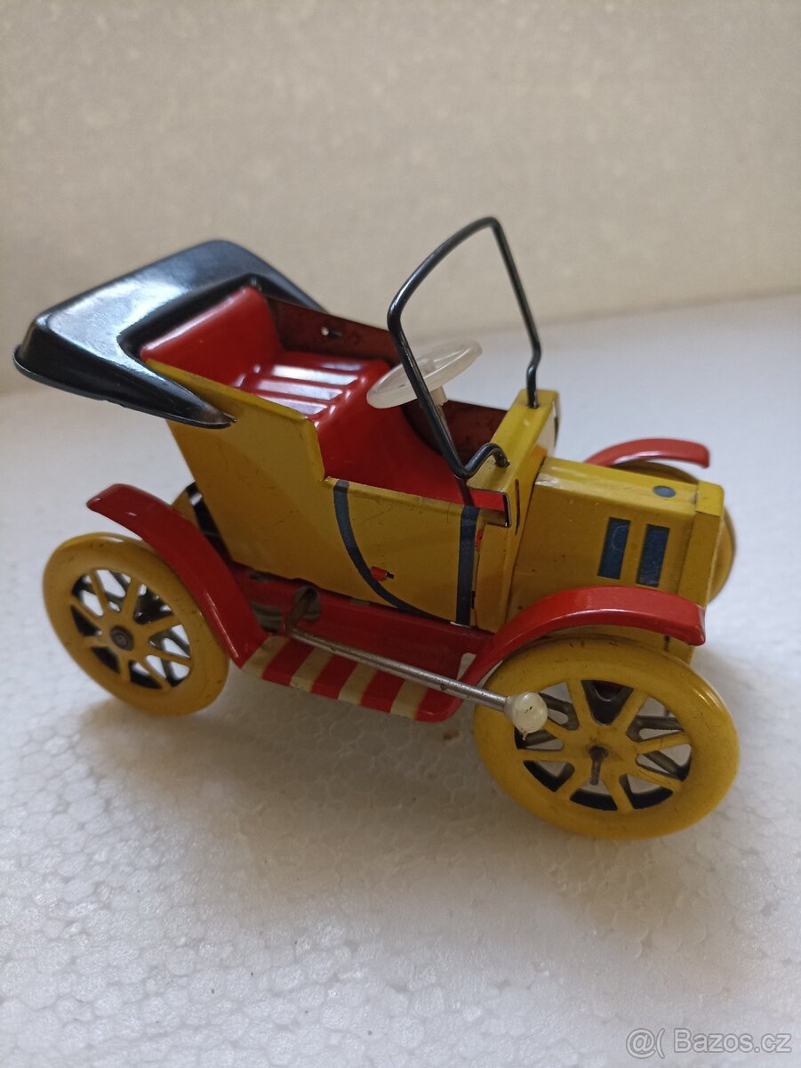 Staré plechové autíčko - 6