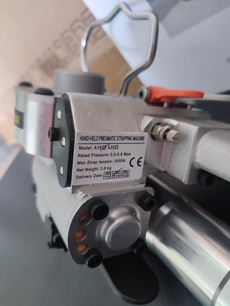 Nová pneumatická páskovačka - 6