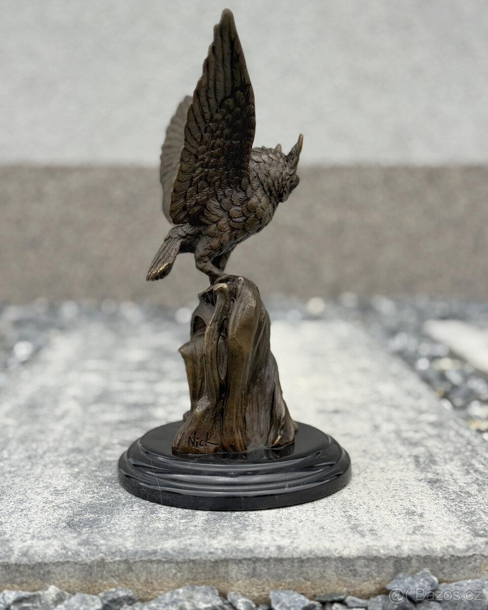 Bronzová socha Sova s roztaženými křídly moudrost luxus deco - 6