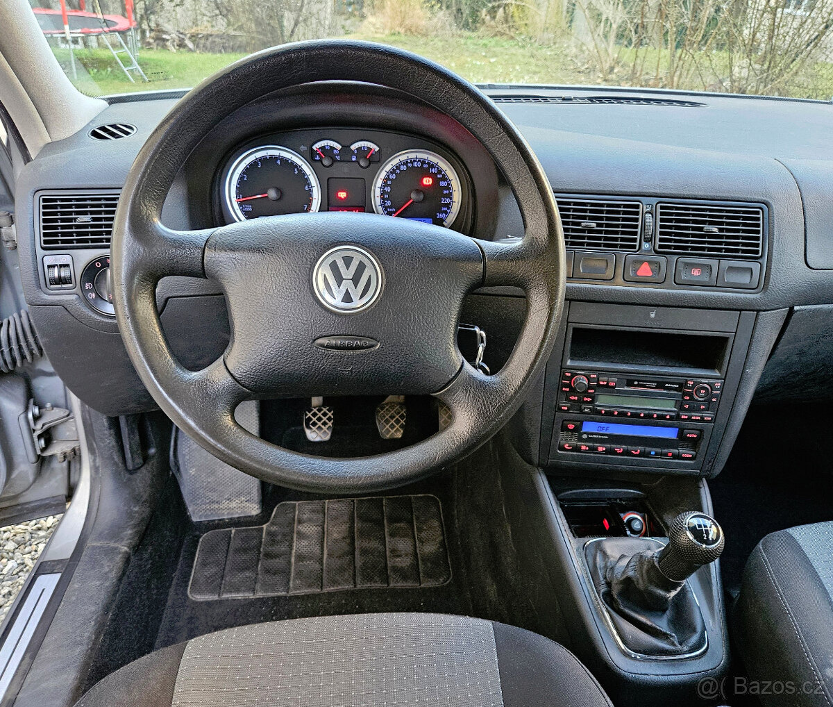 VW Golf 4 Variant, 1.6, 77 kW, benzín, klimatronic - 6