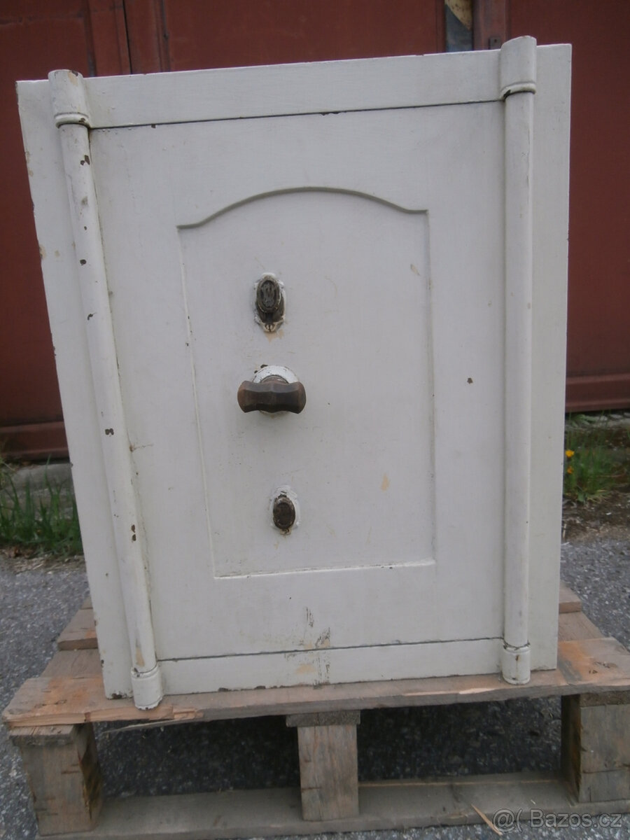 Trezor popelka s originál dřevěnou nástavbou za 9.000 kč - 6