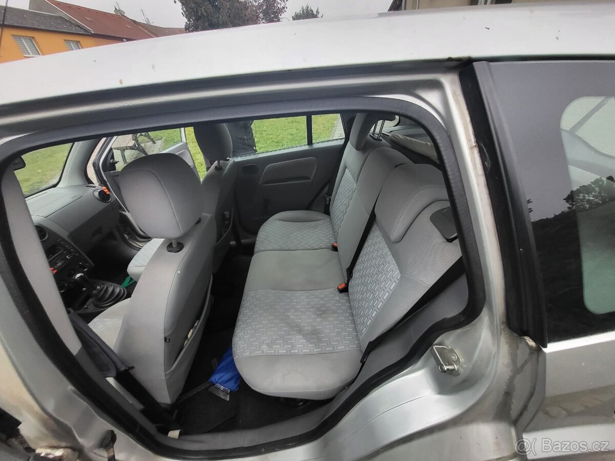 Ford Fusion 1.4 TDCI - 6