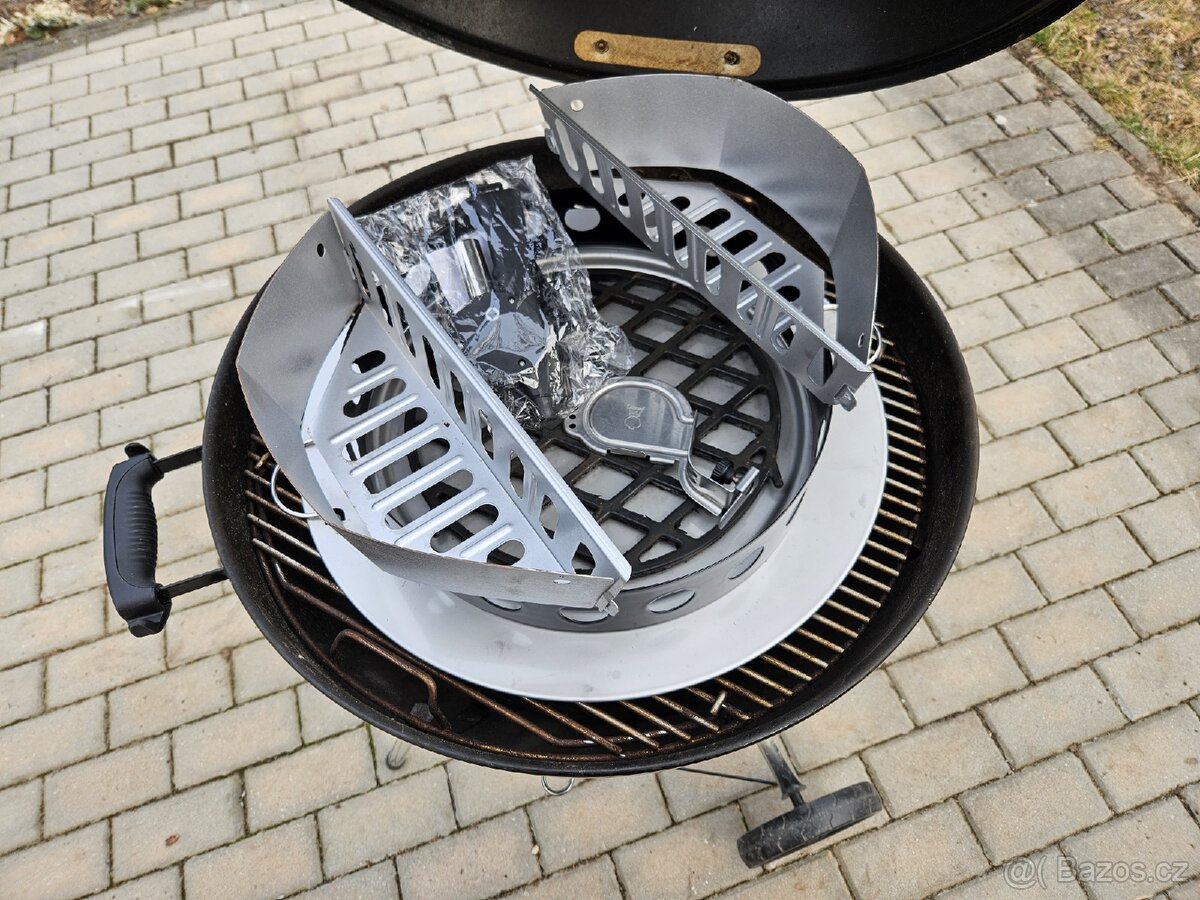 Gril Weber Master-Touch Premium 57 cm + příslušenství - 6