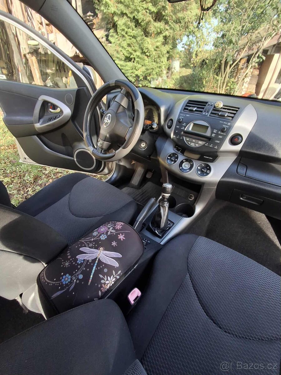 Prodej Toyota Rav4 - 6