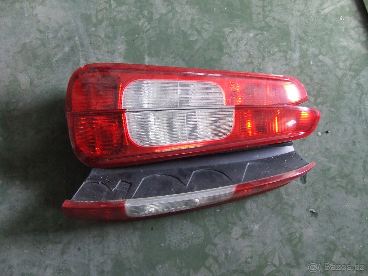 Prodám náhradní díly Ford C-Max 03-10 (i facelift) - 6