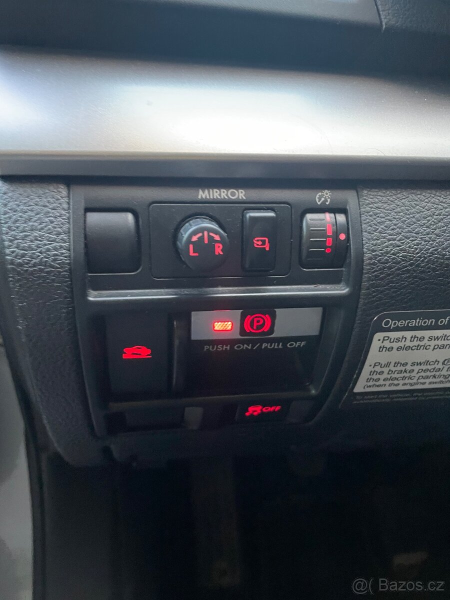 Subaru Outback 2010 - 6