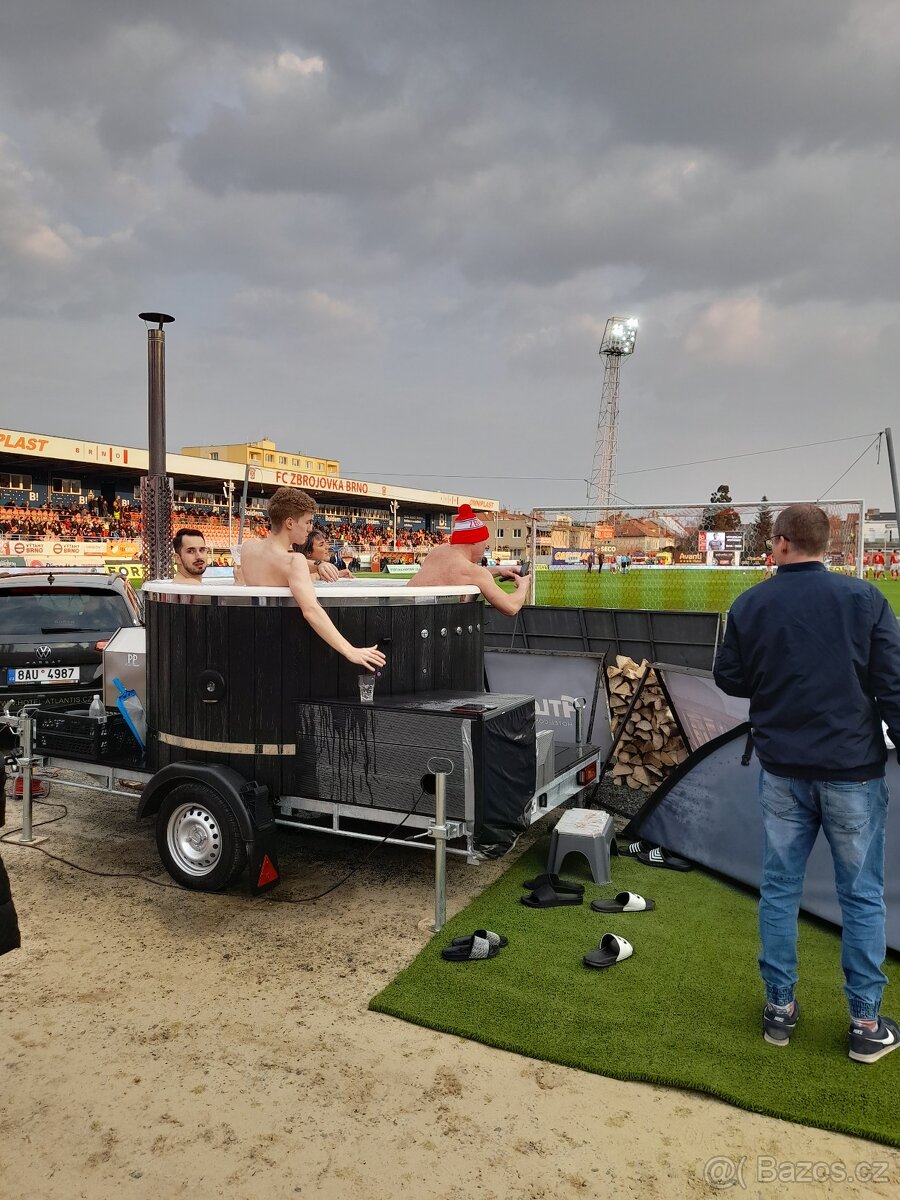 Mobilní vířivka (Horký sud) - 6