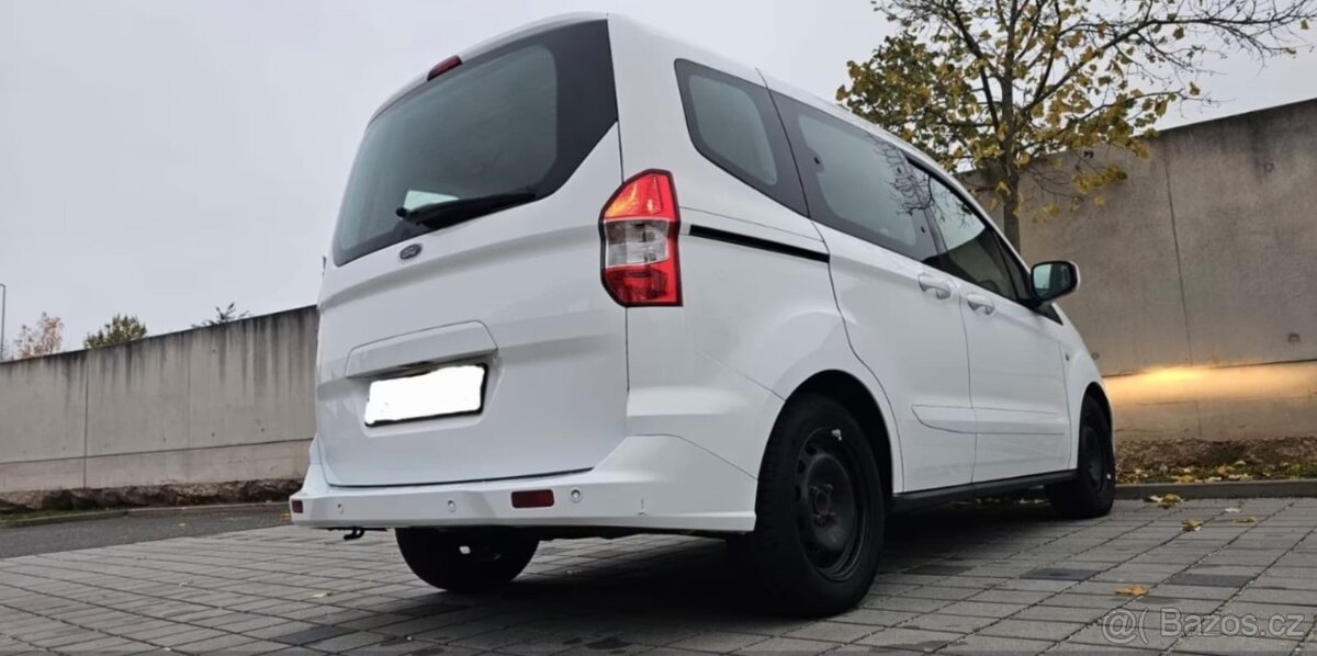 Ford Tourneo Courier 1,5 tdci - 6