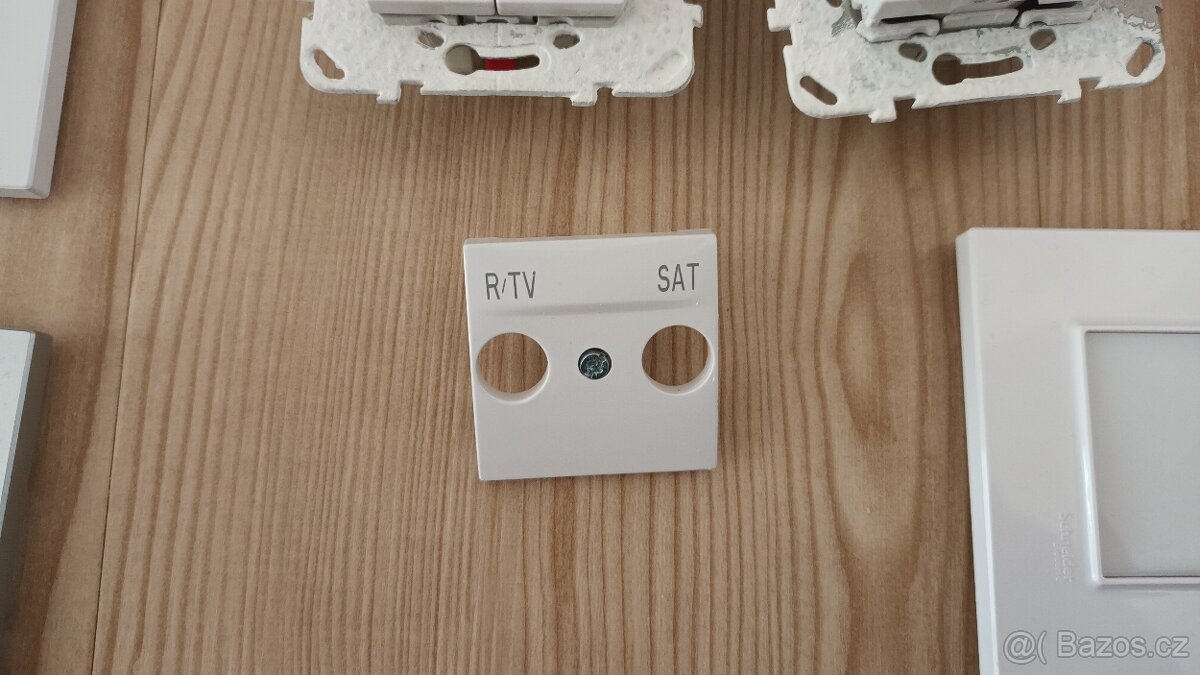 Schneider Unica Quadro - prodám po kusech - 6