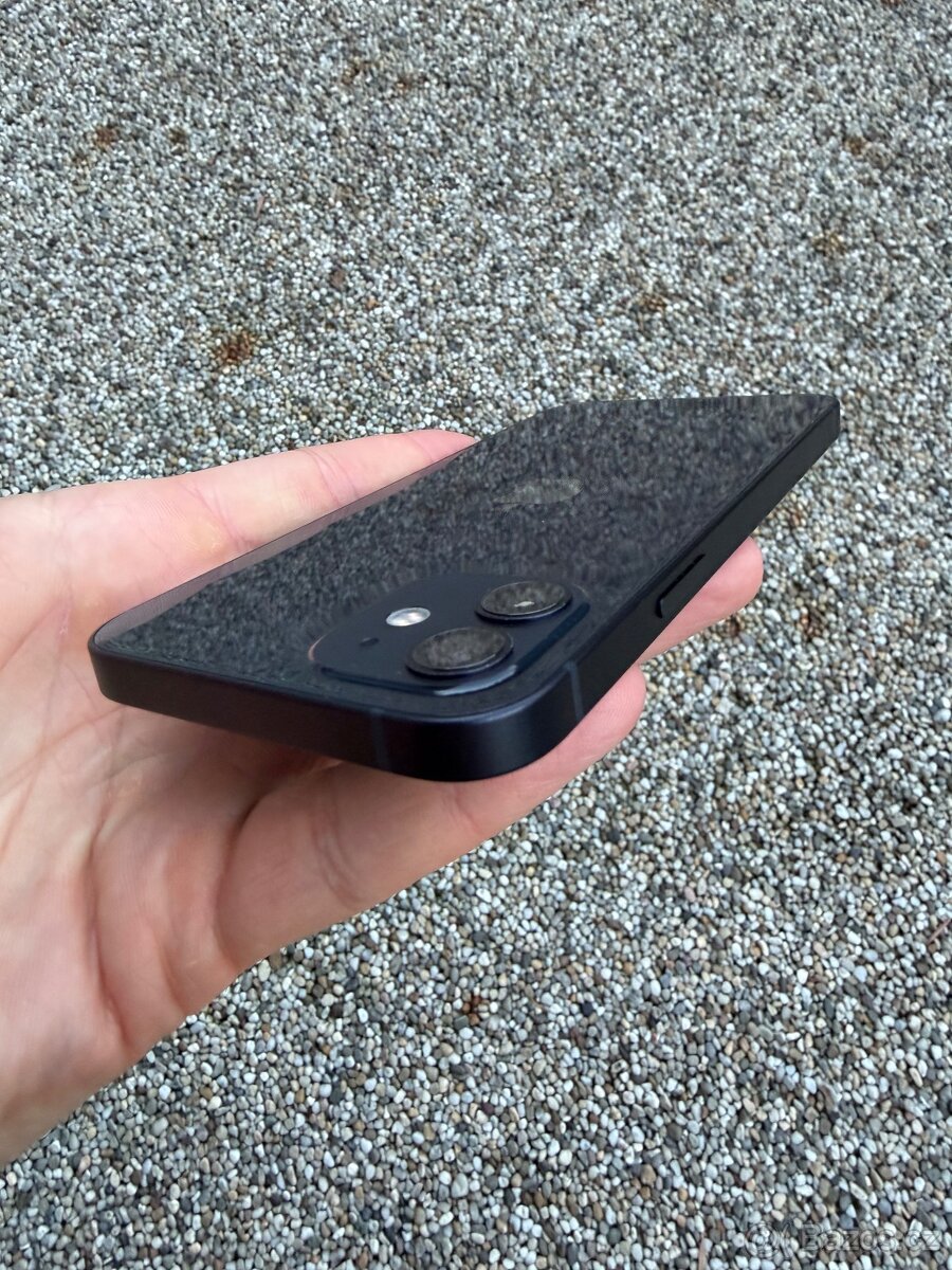 Iphone 12 - baterie 94% - 6