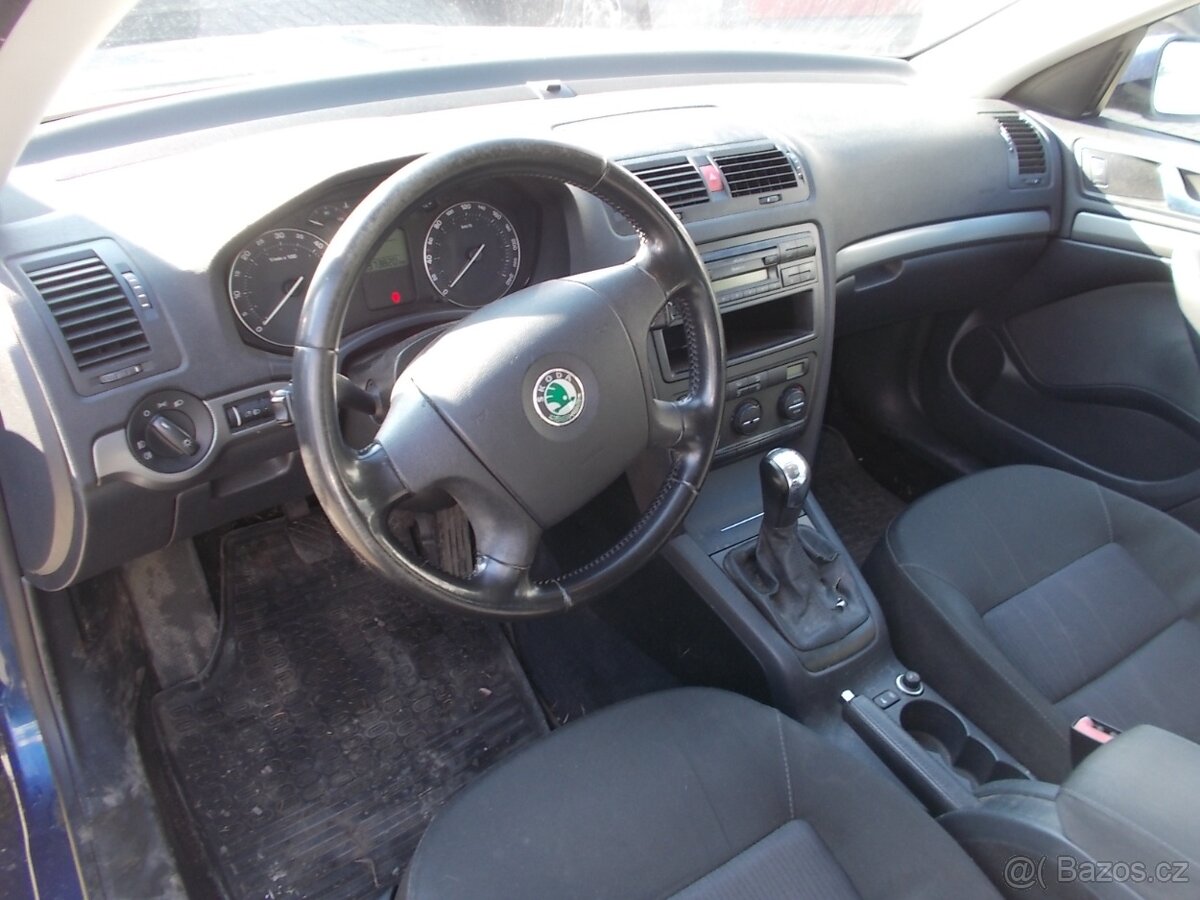 ŠKODA OCTAVIA 2 1.9 77 KW combi - 6