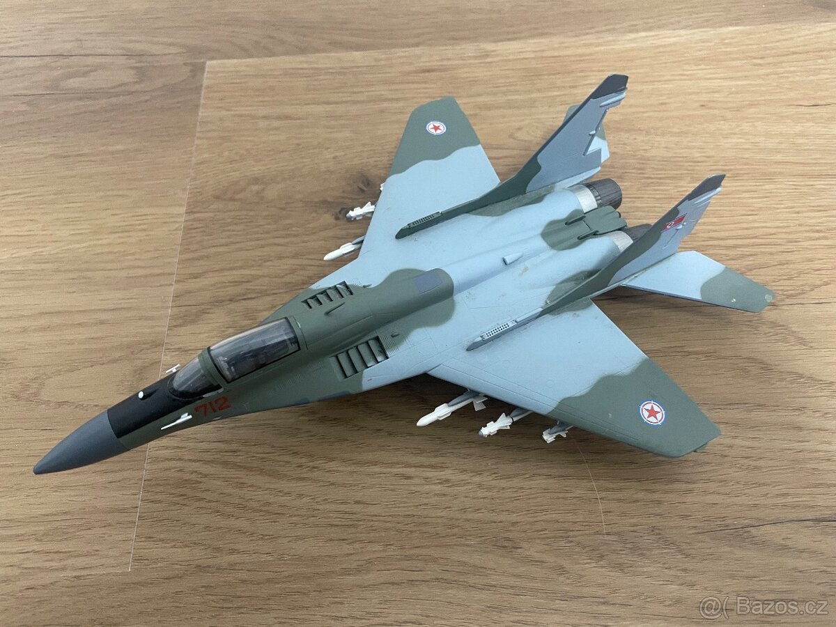 Mig-29 Fulcrum - model letadla 1:72 - 6