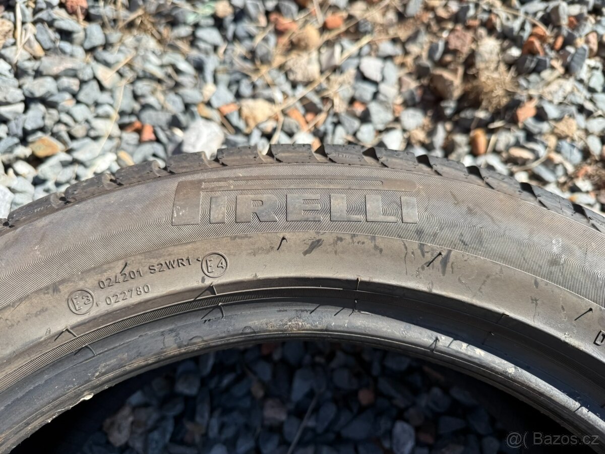 3x ZIMNÍ PNEU - Pirelli Sottozero 3 215/55 R18 95H - 6