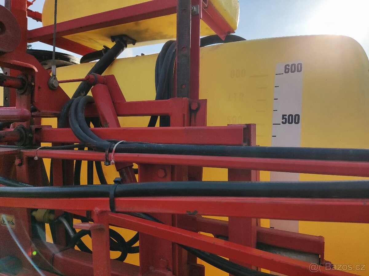 Postřikovač RAU - 6