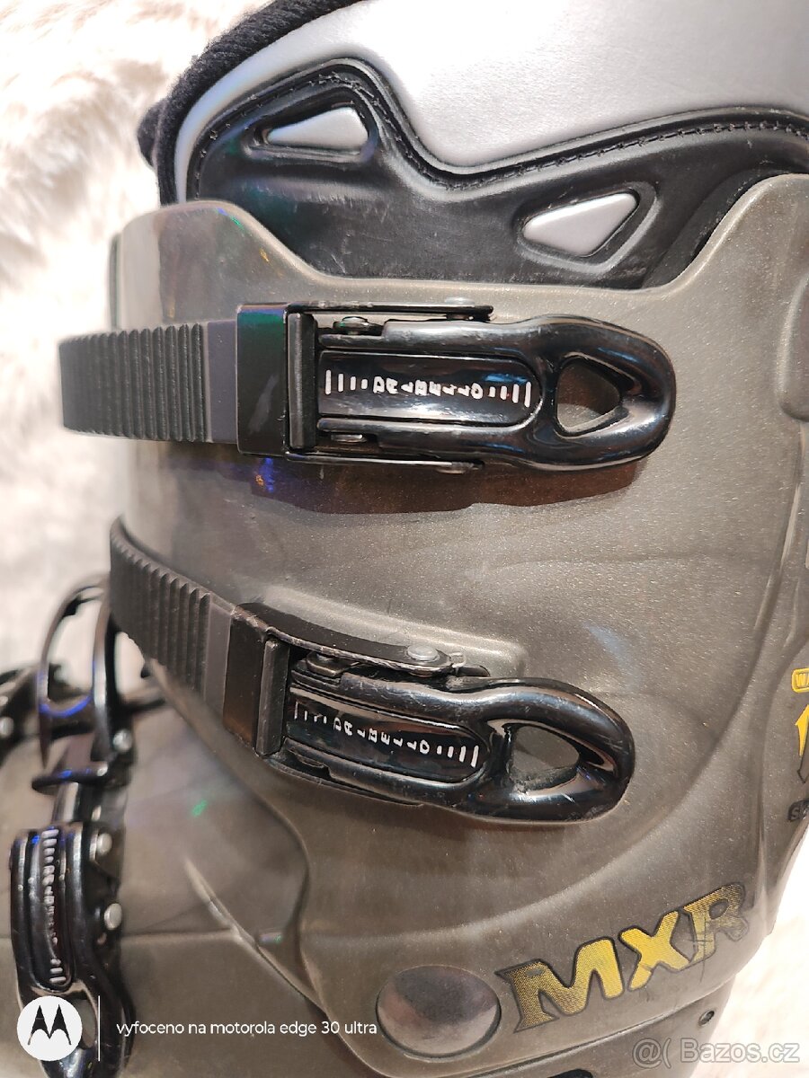 Lyžáky s helmou - 6