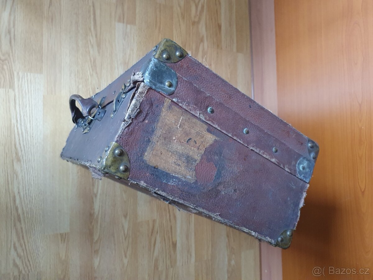 Starý kufr - 6