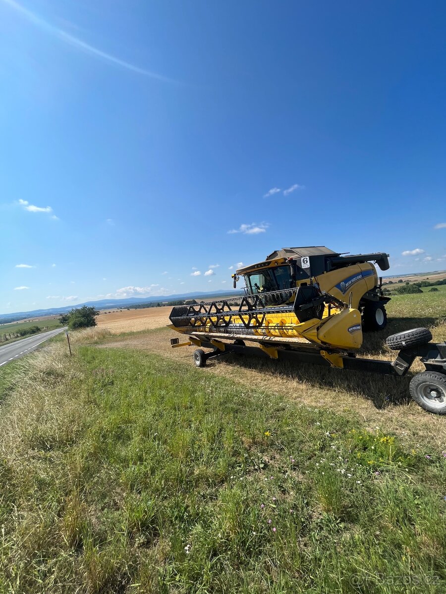 Kombajn New Holland CX8.70 - 6