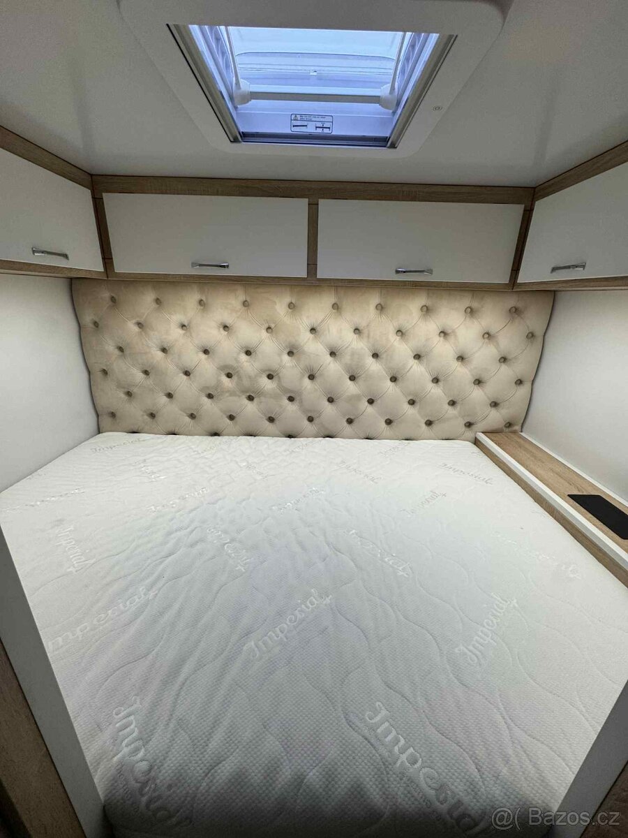 Obytný automobil Iveco - 6