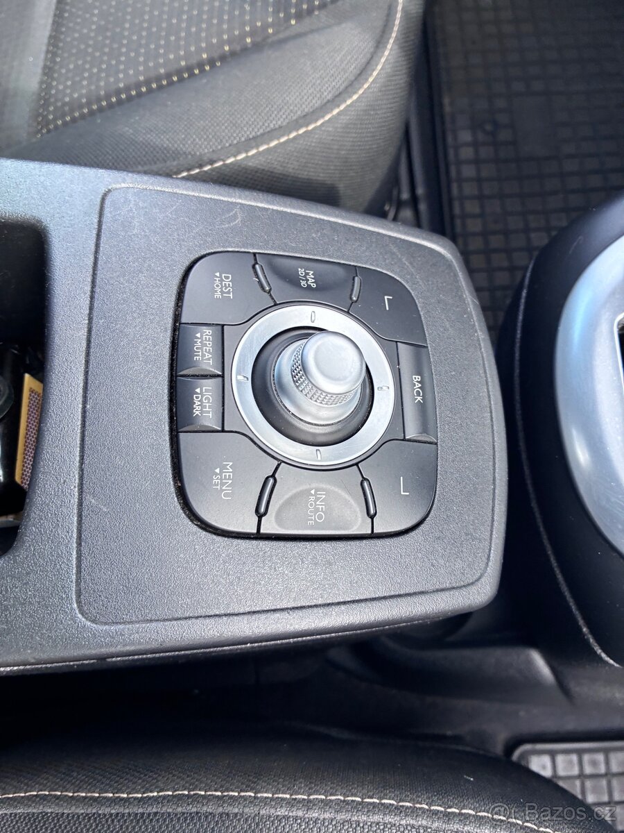 Renault Grand Scenic - 6